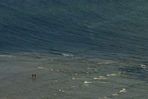 Costa da Morte: pequeña silueta en paisaje