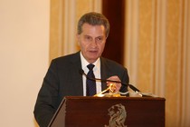Günther Oettinger  • Comisario de Economía Digital