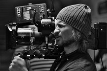 Mark Kostyal peaufine la post-production de Cojote