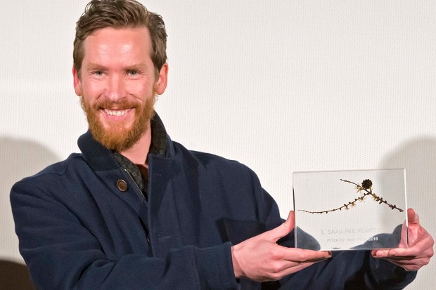 Aloys takes home first prize from the Saas-Fee Filmfest
