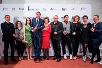 Eva Nová brille aux Prix du cinéma slovaque awards