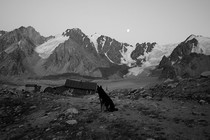 La Femme et le glacier : trente ans de solitude