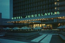 Critique : Hotel Jugoslavija