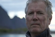 Hans Petter Moland  • Director de Out Stealing Horses