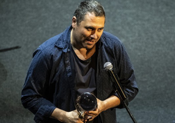 Radu Jude wins the Crystal Globe at Karlovy Vary