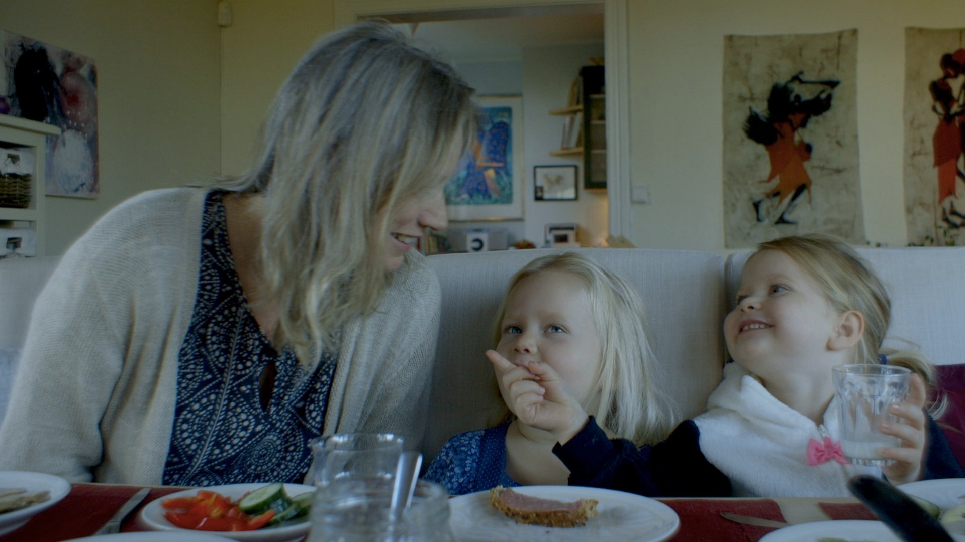 The Mum in Me crowned Best Norwegian Documentary at the Bergen International Film Festival - Vimarsana News