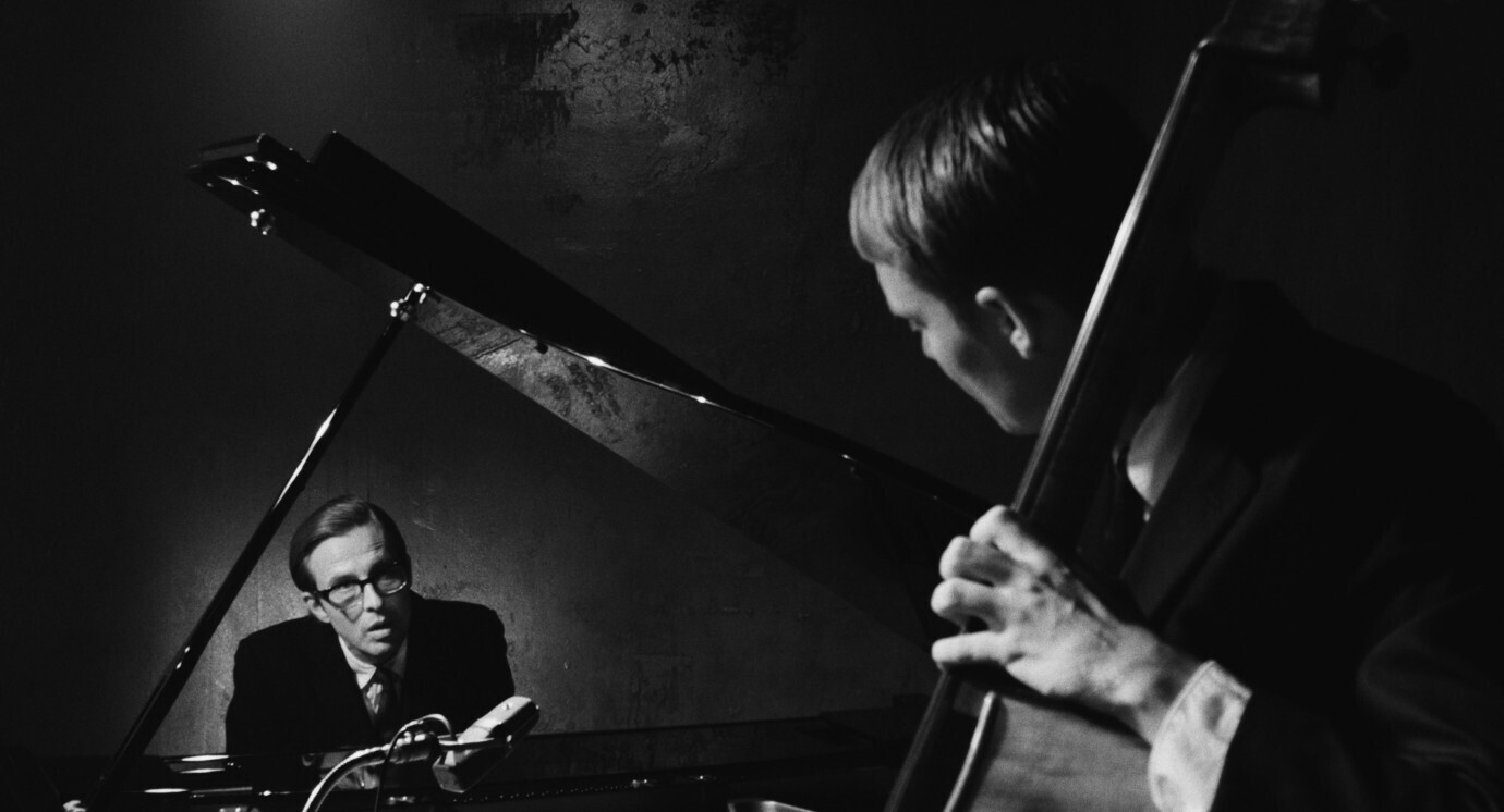 Review: Everybody Digs Bill Evans