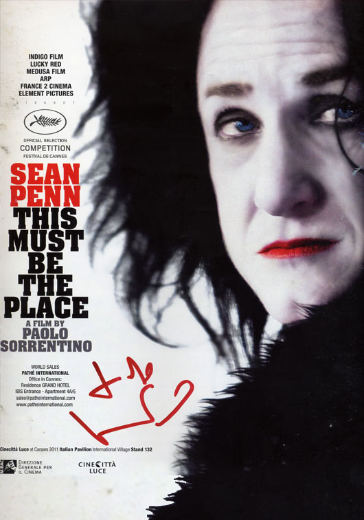 где бы ты ни был 2011. This must be the place фильм. This must be. This must be. This must be the place обложка.
