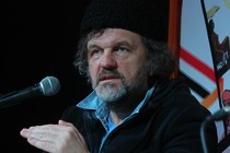 Emir Kusturica  • Director y fundador, Festival Internacional de Cine y Música de Küstendorf