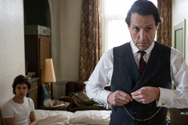 Recensione serie: A Very English Scandal