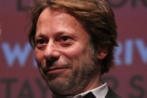 Serre moi fort de Mathieu Amalric pour Arte France Cinéma