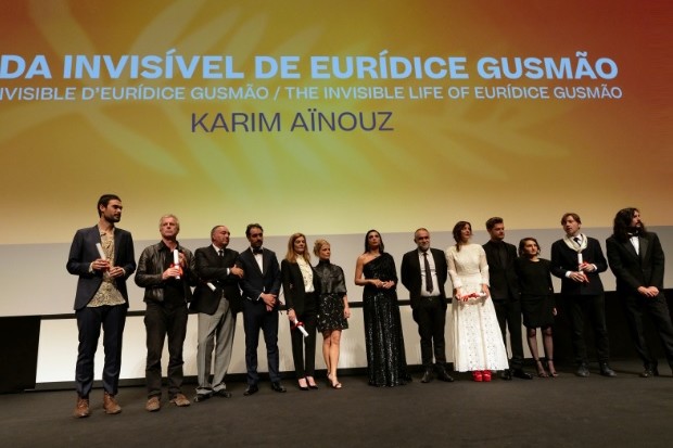 Un Certain Regard gives its top prize to The Invisible Life of Eurídice Gusmāo