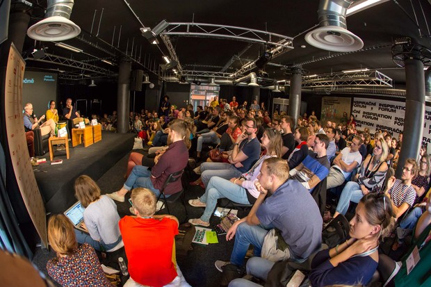 Le 9e Inspiration Forum de Ji.hlava transforme un festival du documentaire en un "festival de la pensée"