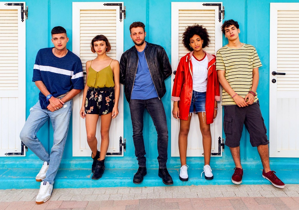 Italian Series 'Summertime' Renewed for Season 3 at Netflix - What's on  Netflix