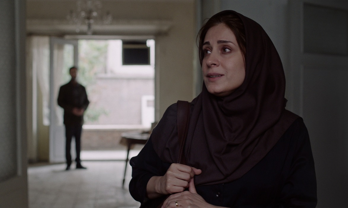 Review: Ballad of a White Cow - Cineuropa