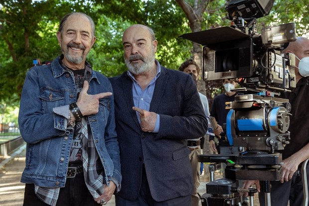 Juan Cavestany and Álvaro Fernández-Armero shooting Sentimos las molestias