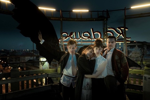 Iniziano a Berlino e Budapest le riprese della serie Eldorado KaDeWe di Julia von Heinz
