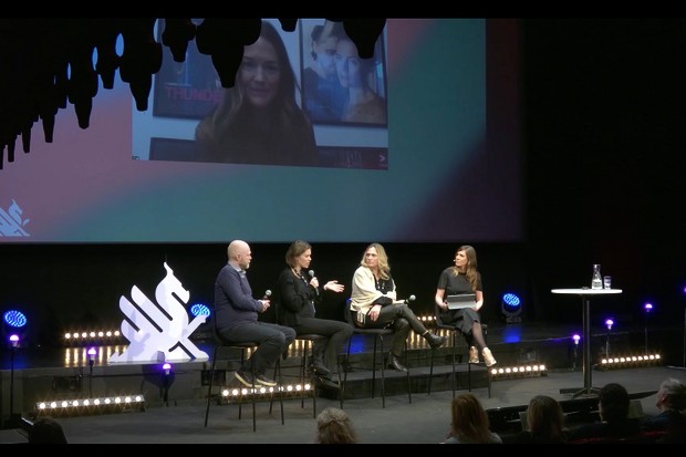 “Comment sauver les producteurs et bien s’occuper d’eux ?”, se demandent des experts à Göteborg