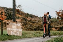 Recensione: En même temps