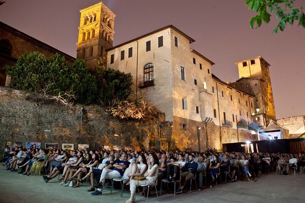 The Isola del Cinema is returning to the banks of the Tiber, inclusively, sustainably and twinned with Paris