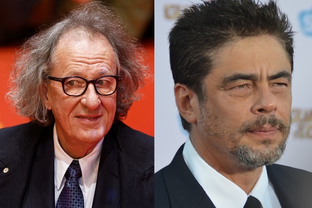 Karlovy Vary rend hommage à Geoffrey Rush et Benicio Del Toro