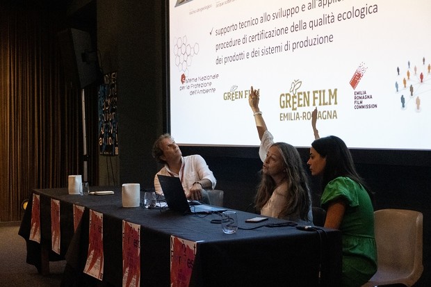 At Nòt Film Fest, virtuous practices for producing while reducing environmental impact are discussed