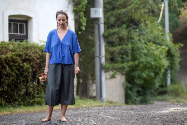 Veronika Lišková se lance dans le tournage de son premier long de fiction, The Year of the Widow