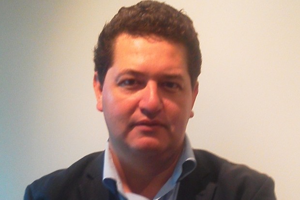 Eduardo Escudero  • Distributeur, A Contracorriente Films