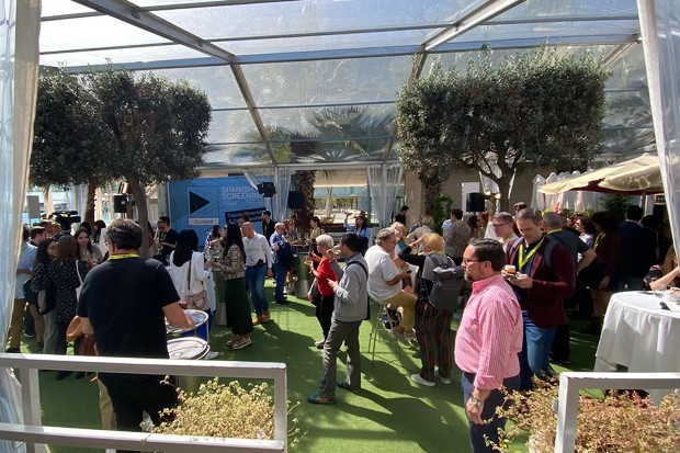 222 producciones españolas se ofrecerán en contenidos de proyección en español