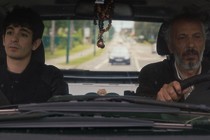 Critique : Six pieds sur Terre