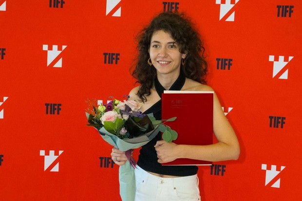 Anna Maria Comănescu • Director Horia