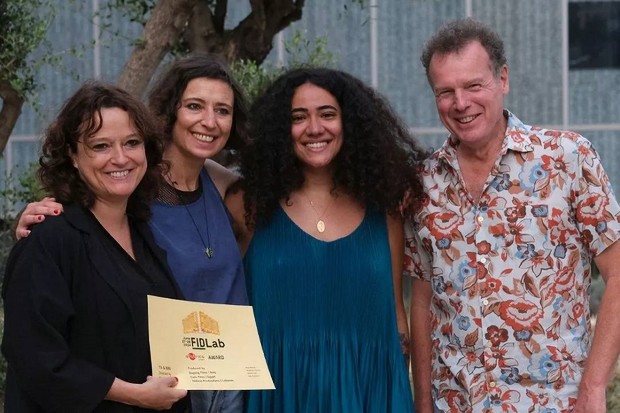 Ya & Niki claims victory in FIDLab