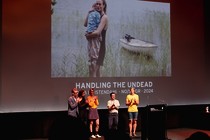 Handling the Undead, de Thea Hvistendahl, recibe el Narciso a la mejor película en el NIFFF