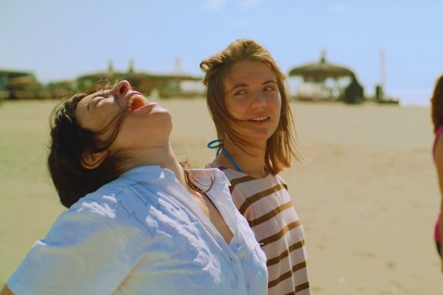 EXCLUSIVA: Póster y primer clip de Taxi Monamour, seleccionada en las Giornate degli Autori de Venecia