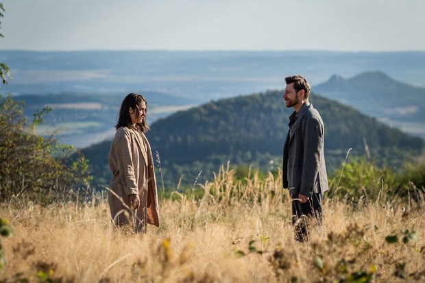 Tomáš Hubáček shooting his debut feature, the mystery-drama Wirbel