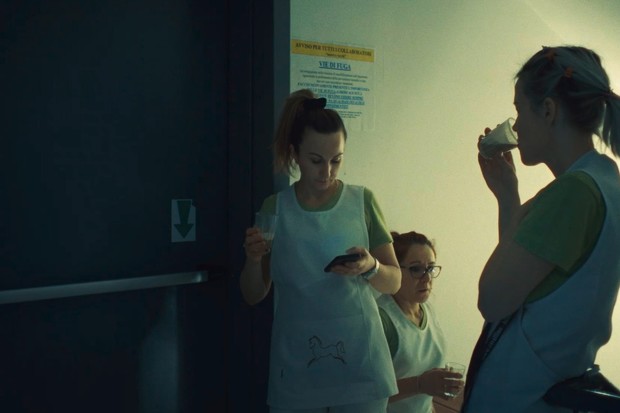 EXCLUSIVE: Teaser for IDFA Luminous title Personale