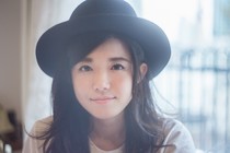 Lisa Takeba prepara Children of the River