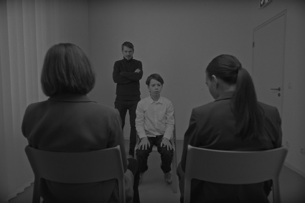 Critique : Growing Down
