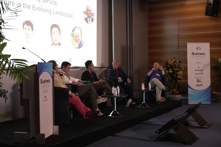 Les chaînes publiques du monde entier tiennent bon face à des pressions politiques croissantes