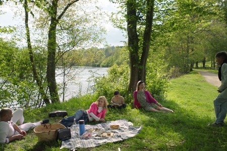 A Balcony in Limoges to premiere in Locarno
