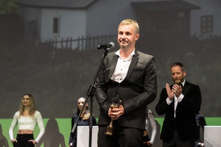 Better Go Mad in the Wild di Miro Remo vince il Globo di Cristallo a Karlovy Vary