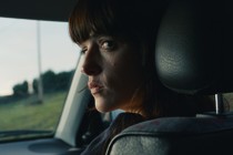 Díaz Yanes regresa al ruedo cinematográfico con Un fantasma en la batalla