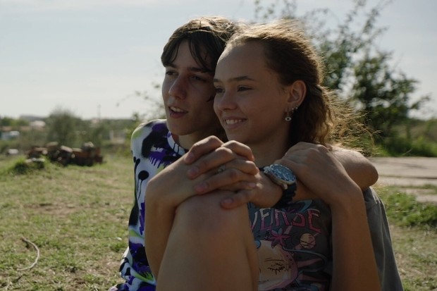 Radu Potcoavă picture-locks Kîzîm, the first Romanian fiction feature set in the Tatar community