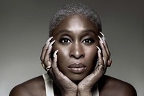Le tournage de l'adaptation de la pièce Prima Facie commencera en novembre, avec Cynthia Erivo dans le rôle principal