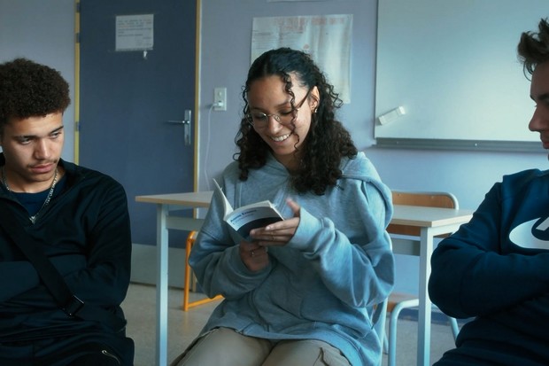 Crítica: Écrire la vie : Annie Ernaux racontée par des lycéennes et des lycéens