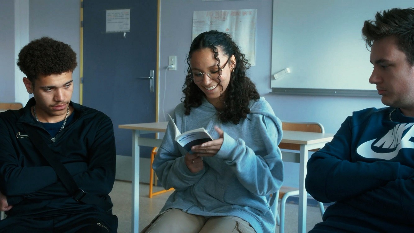 Review: Writing Life: Annie Ernaux Through the Eyes of High School Students