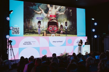 Young Horizons Industry fait chauffer le moteur