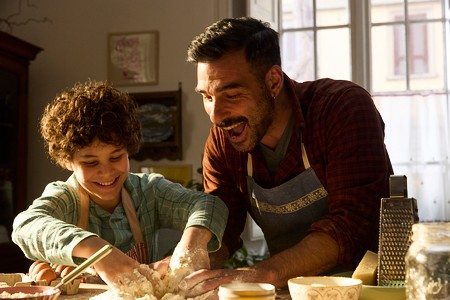 Edoardo Leo leads the cast of Per te