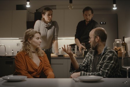 Crítica: Stealing Land