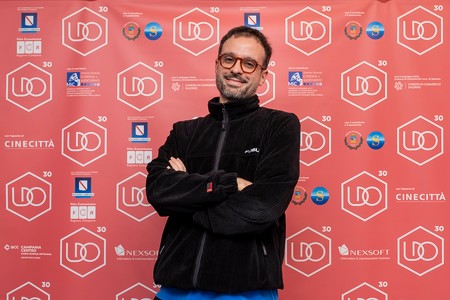 Loris G. Nese • Réalisateur de Una cosa vicina